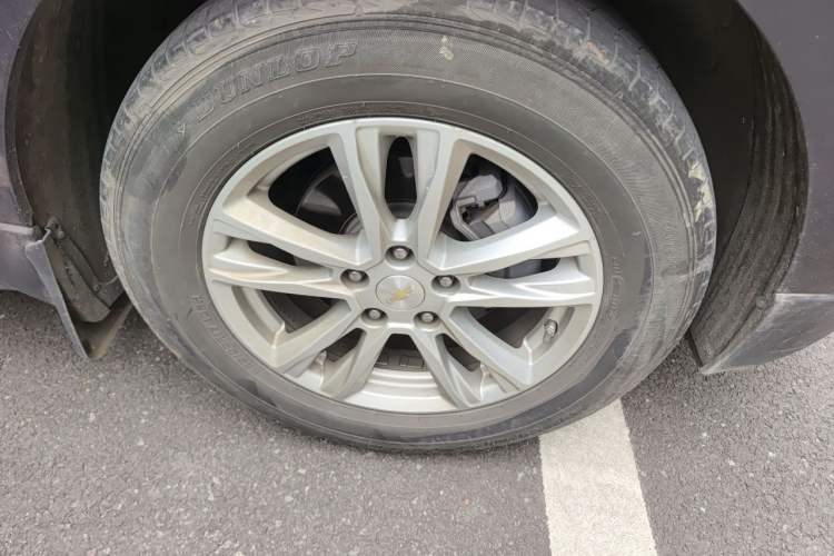 Used Chevrolet Equinox 2018 535T Automatic YuJie Edition Right Front Wheel Hub