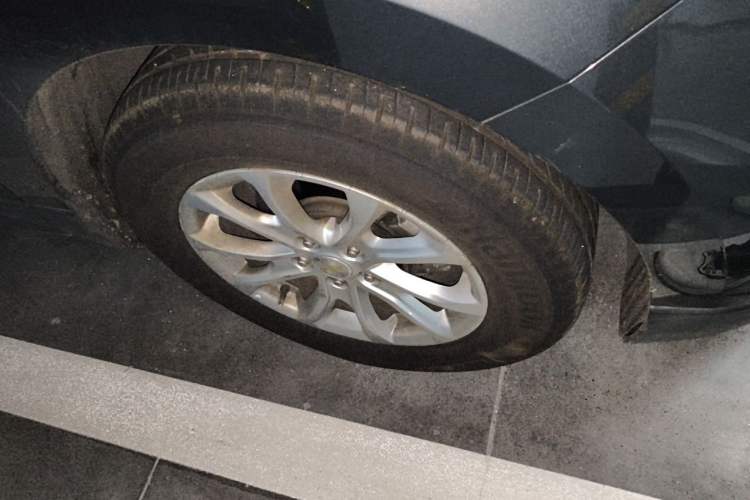 Used Chevrolet Equinox 2018 535T Automatic Chijie Edition Right Front Wheel Hub