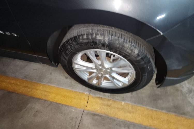 Used Chevrolet Equinox 2018 535T Automatic YuJie Edition Right Front Wheel Hub