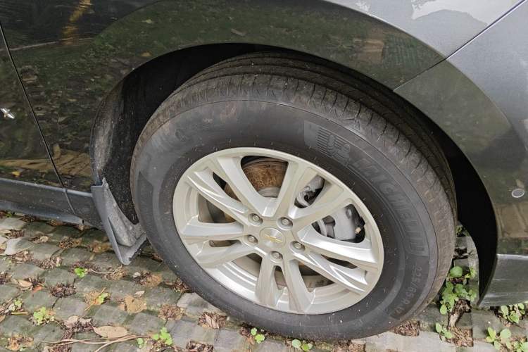 Used Chevrolet Equinox 2018 535T Automatic YuJie Edition Right Front Wheel Hub