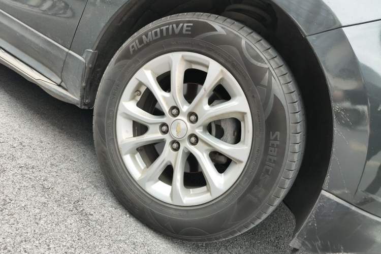 Used Chevrolet Equinox 2018 535T Automatic Chijie Edition Right Front Wheel Hub