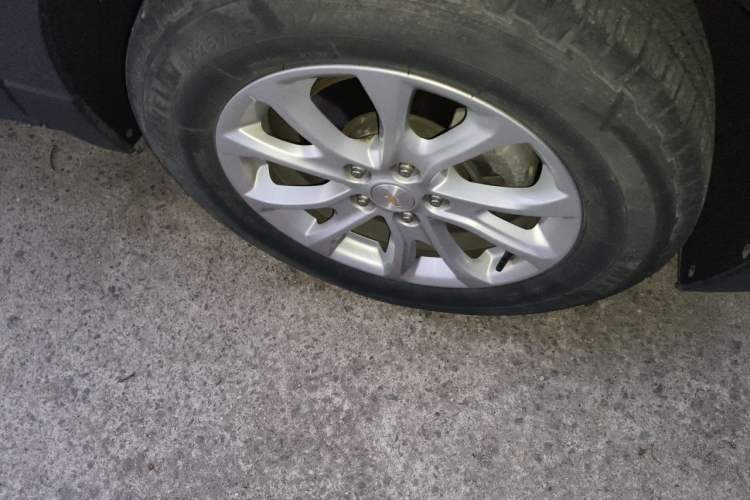 Used Chevrolet Equinox 2018 535T Automatic Chijie Edition Right Front Wheel Hub