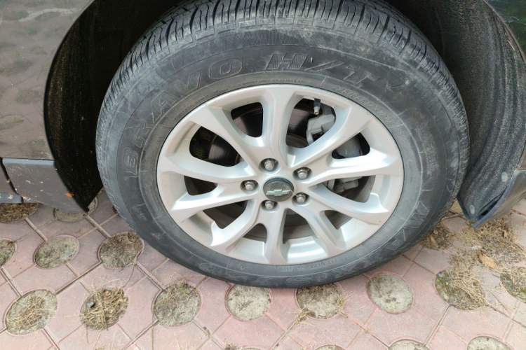 Used Chevrolet Equinox 2018 535T Automatic Chijie Edition Right Front Wheel Hub