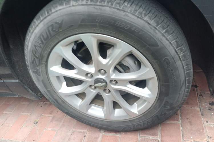 Used Chevrolet Equinox 2018 535T Automatic Chijie Edition Right Front Wheel Hub