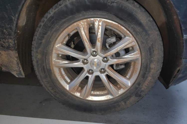 Used Chevrolet Equinox 2018 535T Automatic YuJie Edition Right Front Wheel Hub