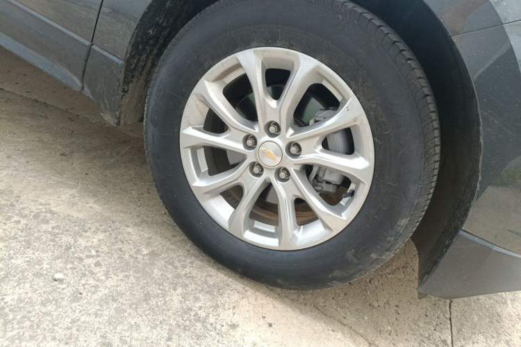 Used Chevrolet Equinox 2018 535T Automatic Lingjie Edition Right Front Wheel Hub