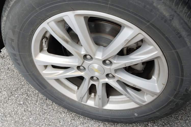 Used Chevrolet Equinox 2018 535T Automatic YuJie Edition Right Rear Wheel Hub