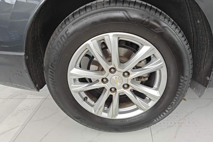 Used Chevrolet Equinox 2018 535T Automatic YuJie Edition Right Rear Wheel Hub