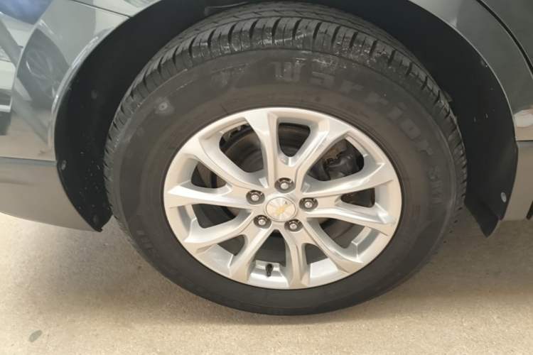 Used Chevrolet Equinox 2018 535T Automatic Chijie Edition Right Rear Wheel Hub