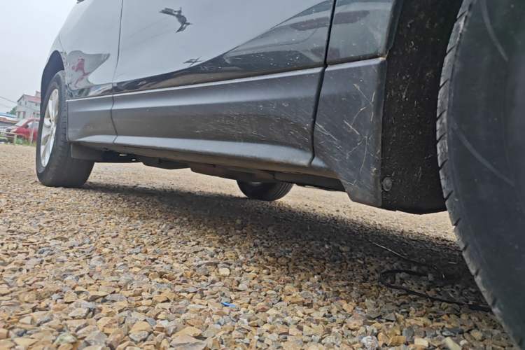 Used Chevrolet Equinox 2018 535T Automatic Chijie Edition Right Side Sill