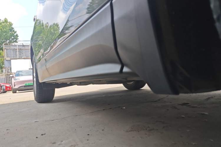 Used Chevrolet Equinox 2018 535T Automatic YuJie Edition Right Side Sill