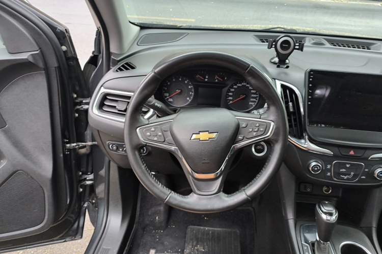 Used Chevrolet Equinox 2018 535T Automatic Chijie Edition Steering Wheel