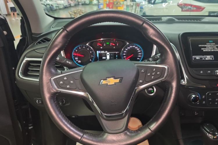 Used Chevrolet Equinox 2018 535T Automatic YuJie Edition Steering Wheel