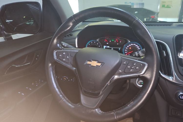 Used Chevrolet Equinox 2018 535T Automatic YuJie Edition Steering Wheel