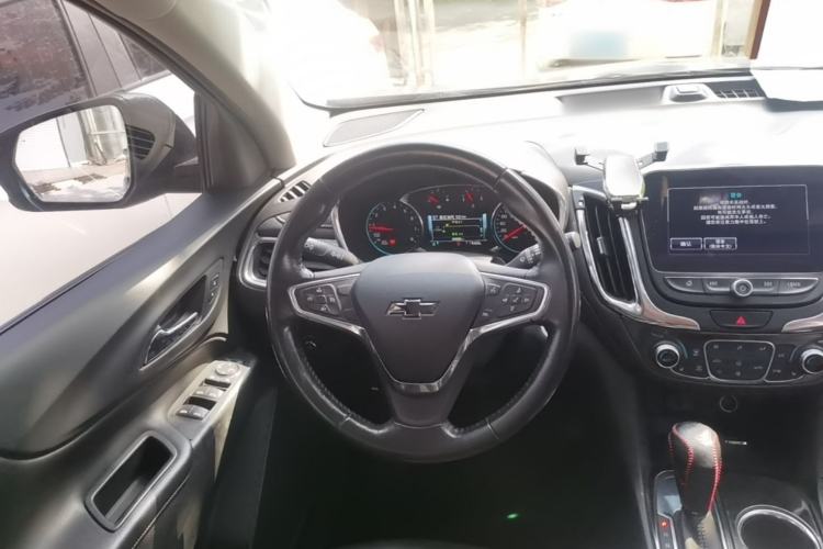 Used Chevrolet Equinox 2018 535T Automatic YuJie Edition Steering Wheel