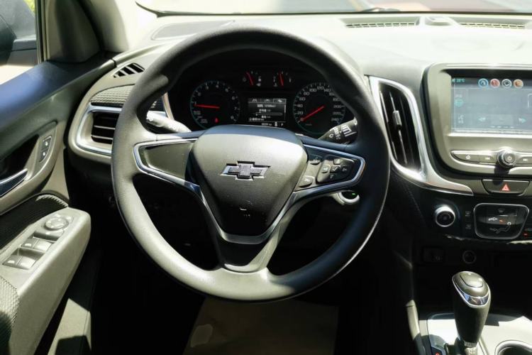 Used Chevrolet Equinox 2018 535T Automatic Lingjie Edition Steering Wheel