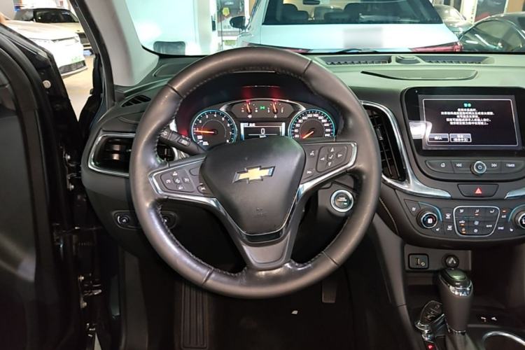Used Chevrolet Equinox 2018 550T Automatic All-Wheel-Drive Boundary Edition Steering Wheel