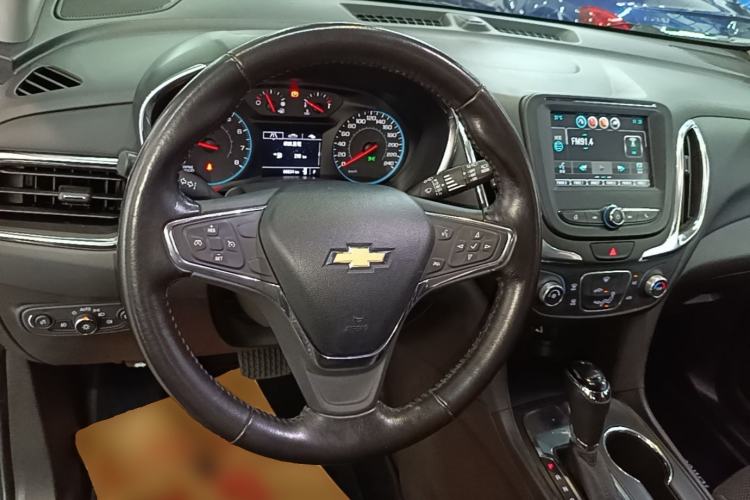 Used Chevrolet Equinox 2018 535T Automatic Chijie Edition Steering Wheel