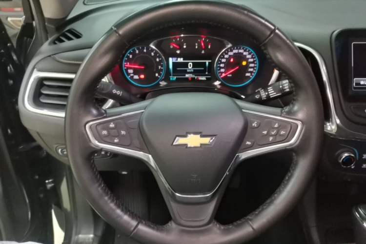 Used Chevrolet Equinox 2018 535T Automatic YuJie Edition Steering Wheel