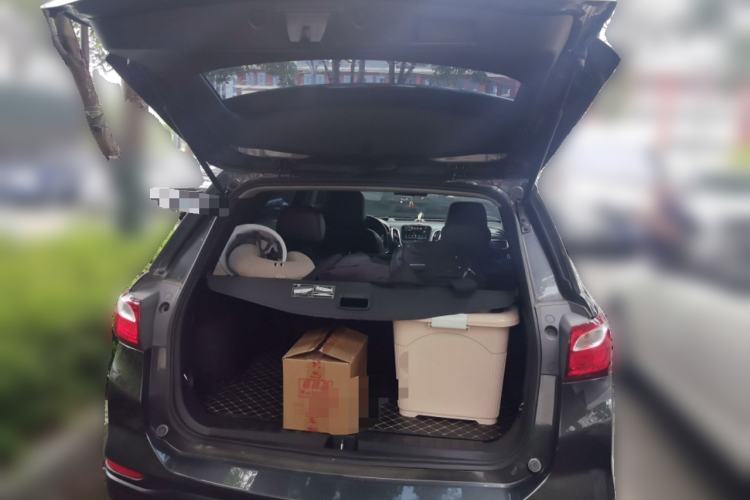 Used Chevrolet Equinox 2018 535T Automatic YuJie Edition Trunk