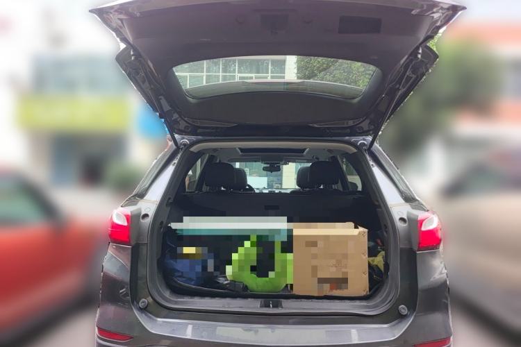 Used Chevrolet Equinox 2018 535T Automatic YuJie Edition Trunk