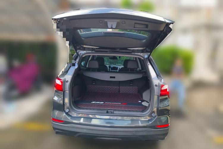 Used Chevrolet Equinox 2018 535T Automatic YuJie Edition Trunk