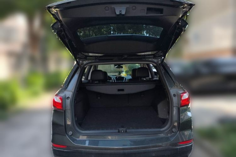 Used Chevrolet Equinox 2018 535T Automatic YuJie Edition Trunk