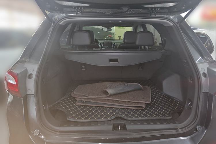 Used Chevrolet Equinox 2018 535T Automatic YuJie Edition Trunk