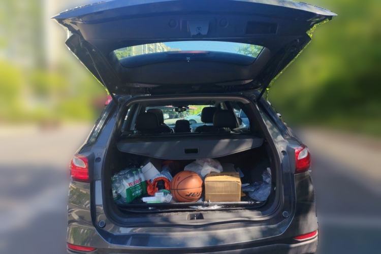 Used Chevrolet Equinox 2018 535T Automatic YuJie Edition Trunk
