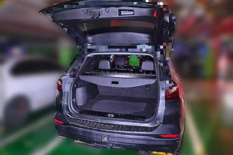 Used Chevrolet Equinox 2018 535T Automatic YuJie Edition Trunk