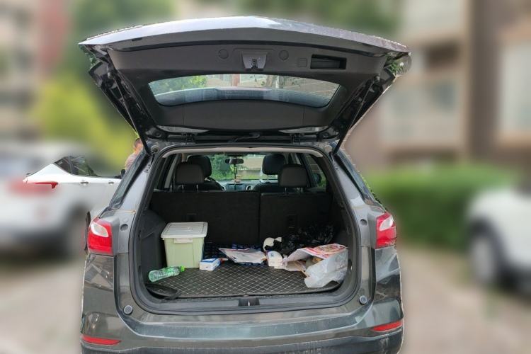 Used Chevrolet Equinox 2018 535T Automatic Chijie Edition Trunk