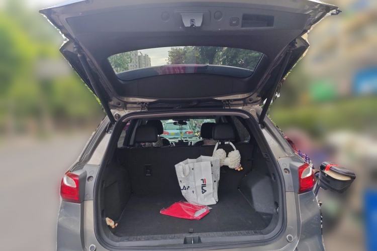 Used Chevrolet Equinox 2018 535T Automatic YuJie Edition Trunk