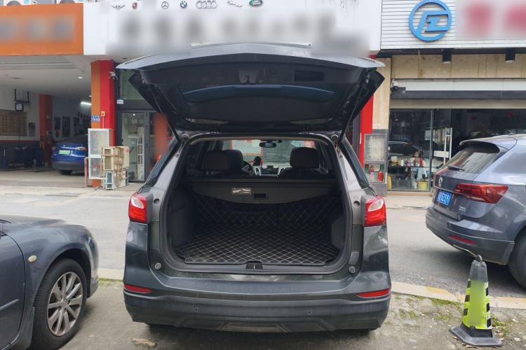 Used Chevrolet Equinox 2018 535T Automatic YuJie Edition Trunk