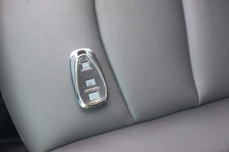 Used Chevrolet Equinox 2018 535T Automatic YuJie Edition Vehicle Key