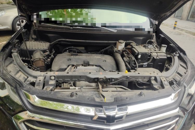 Used Chevrolet Equinox 2018 550T Automatic All-Wheel-Drive Explorer Edition Engine Bay