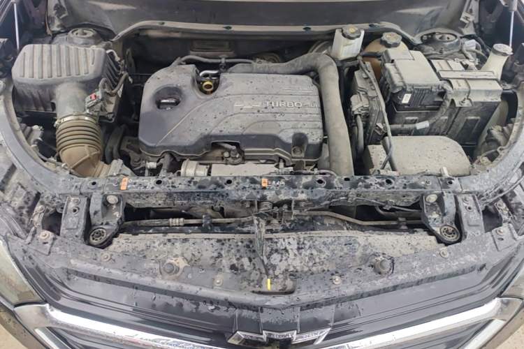 Used Chevrolet Equinox 2018 535T Automatic YuJie Edition Engine Bay