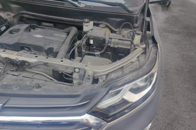 Used Chevrolet Equinox 2018 535T Automatic YuJie Edition Engine Bay Left