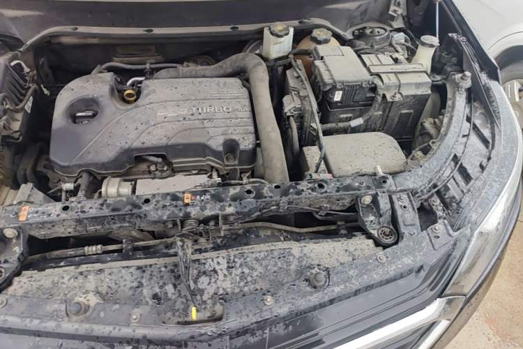 Used Chevrolet Equinox 2018 535T Automatic YuJie Edition Engine Bay Left