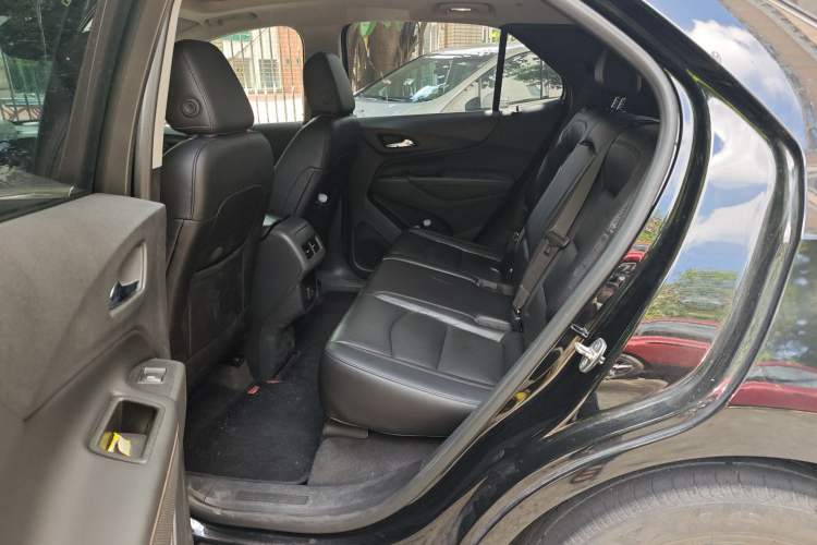 Used Chevrolet Equinox 2018 535T Automatic YuJie Edition Left Rear Seat