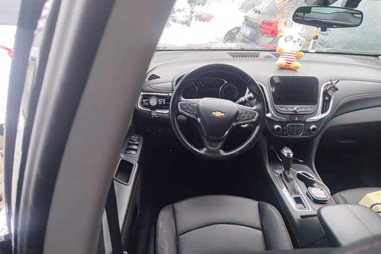 Used Chevrolet Equinox 2018 535T Automatic YuJie Edition Steering Wheel