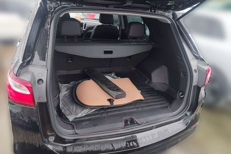 Used Chevrolet Equinox 2018 535T Automatic YuJie Edition Trunk