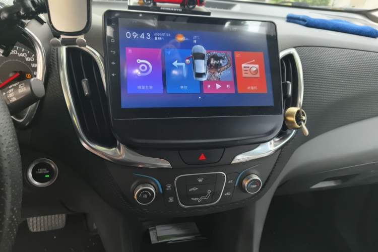 Used Chevrolet Equinox 2018 535T Automatic Lingjie Edition Audio And AC Panel