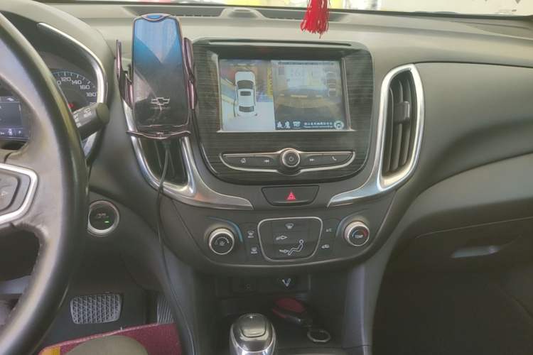Used Chevrolet Equinox 2018 535T Automatic Chijie Edition Audio And AC Panel
