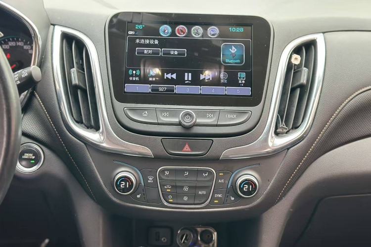 Used Chevrolet Equinox 2018 535T Automatic YuJie Edition Audio And AC Panel