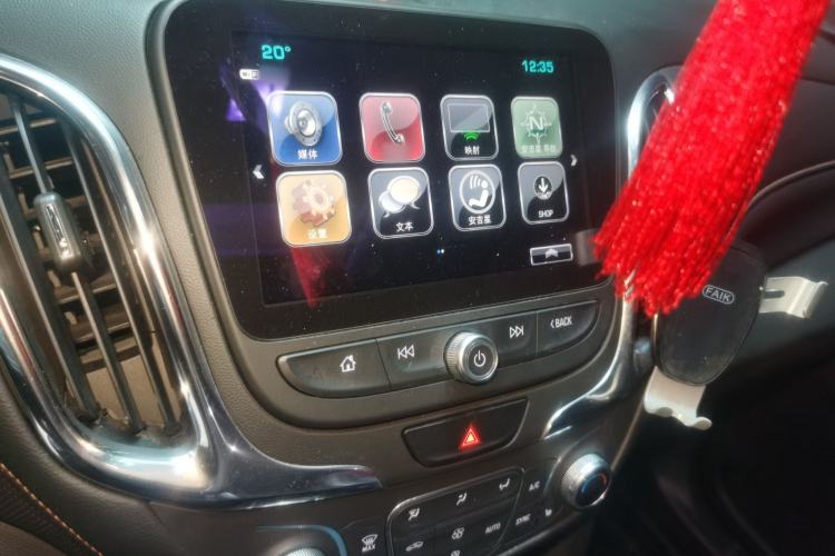 Used Chevrolet Equinox 2018 535T Automatic YuJie Edition Audio And AC Panel