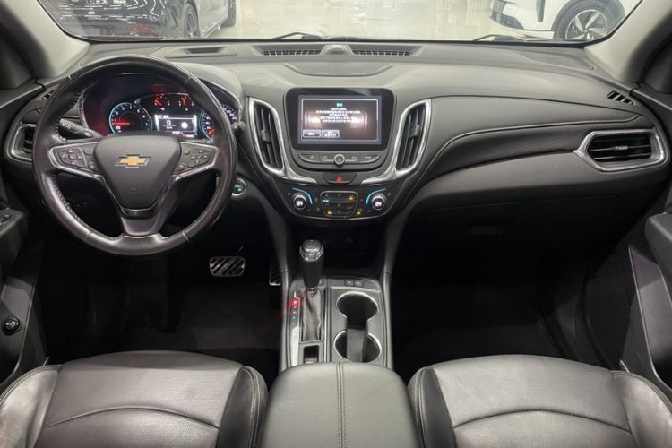 Used Chevrolet Equinox 2018 550T Automatic All-Wheel-Drive Boundary Edition Audio And AC Panel