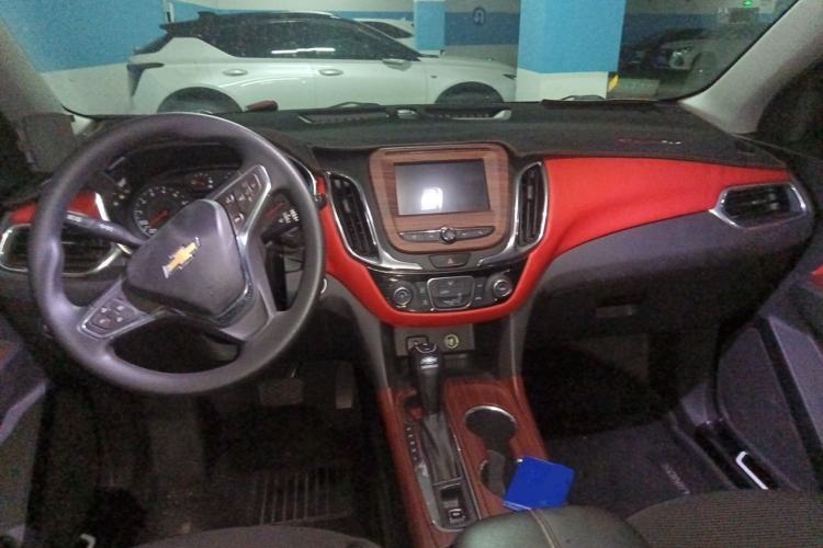 Used Chevrolet Equinox 2018 535T Automatic Lingjie Edition Center Console
