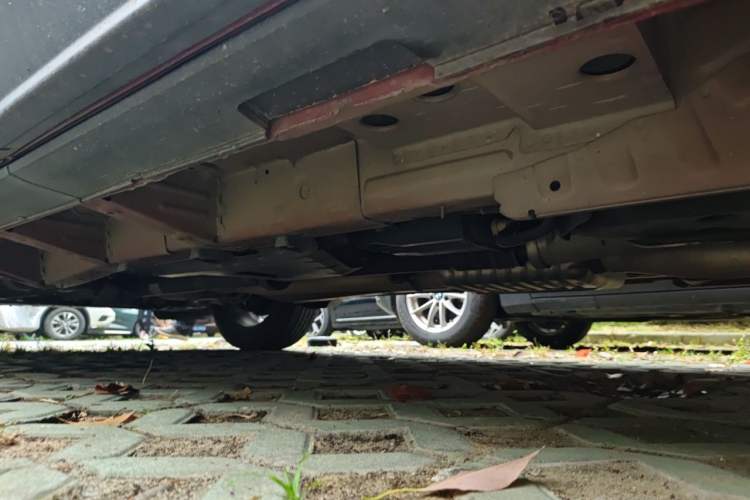Used Chevrolet Equinox 2018 RS 550T Automatic All-Wheel-Drive Boundary Edition Chassis Rear Left