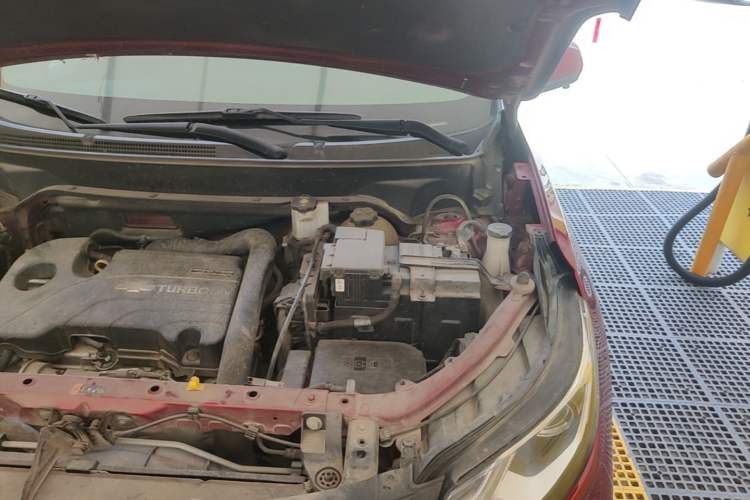 Used Chevrolet Equinox 2018 535T Automatic Chijie Edition Engine Bay Left