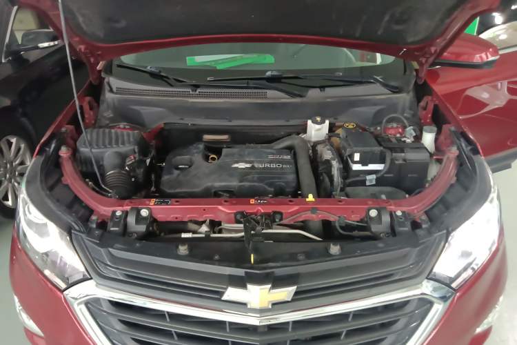 Used Chevrolet Equinox 2018 535T Automatic YuJie Edition Engine Bay